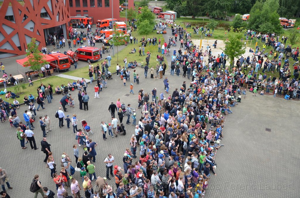 Tag der Offenen Tuer BF Koeln Weidenpesch Scheibenstr P630.JPG